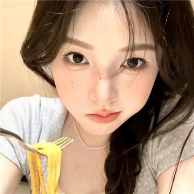 女孩不微笑